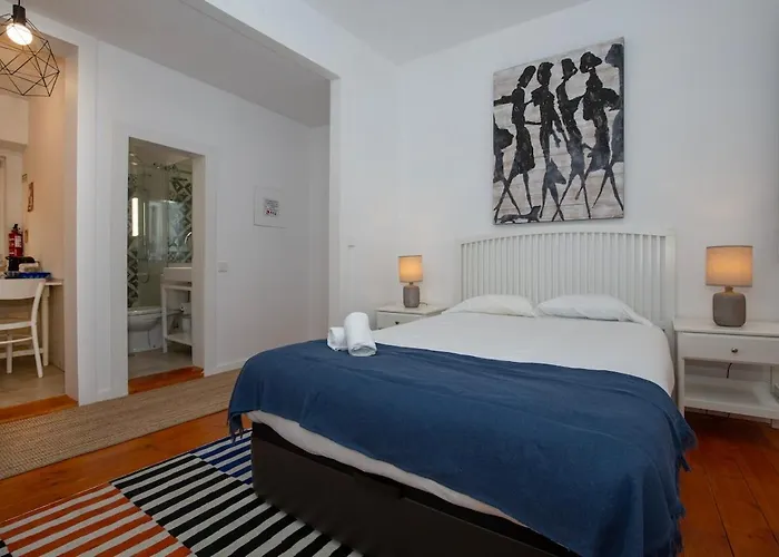 Apartment Praca Flores Lisbon