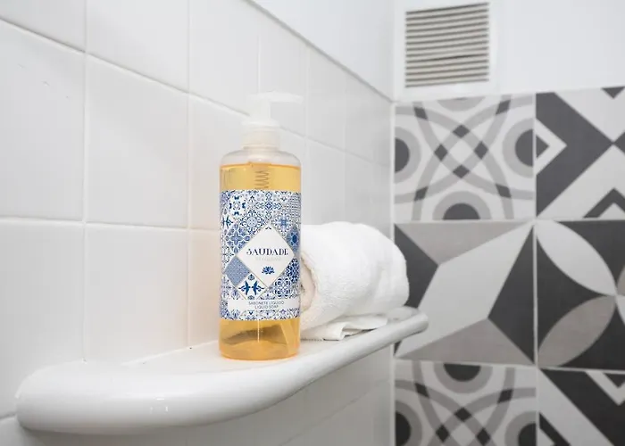 Apartment Praca Flores Lisbon